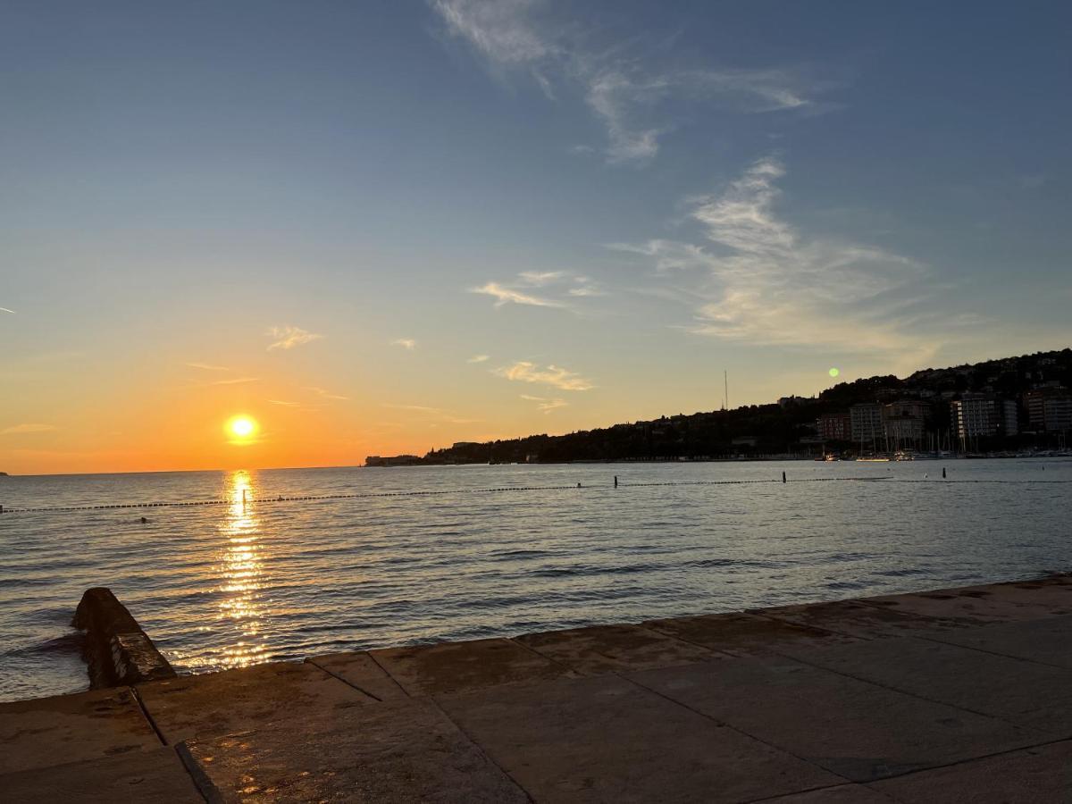 Floating Sea House Marea Apartman Portorož Kültér fotó